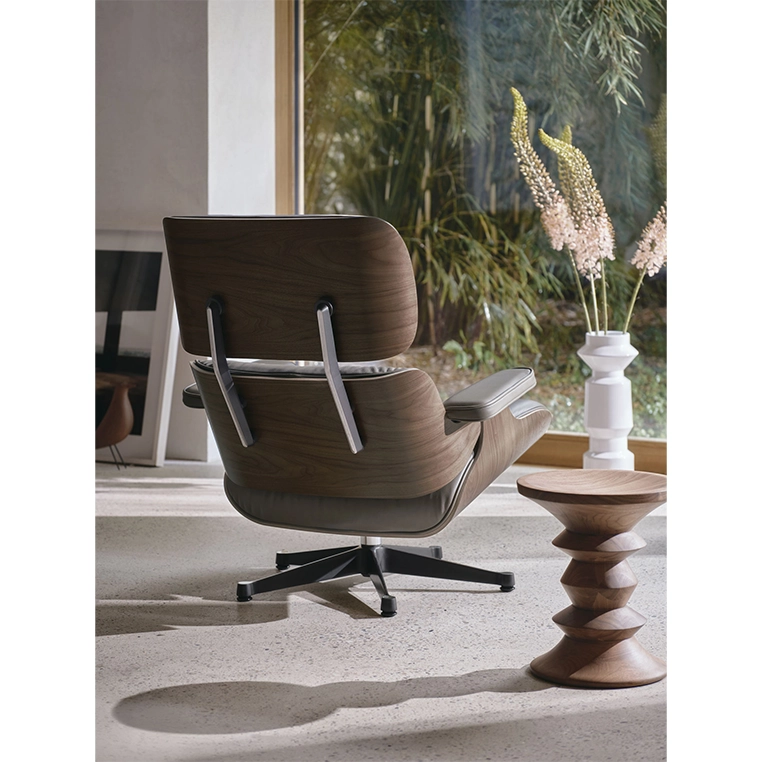 Lounge Chair & Ottoman - Vitra - Image 8