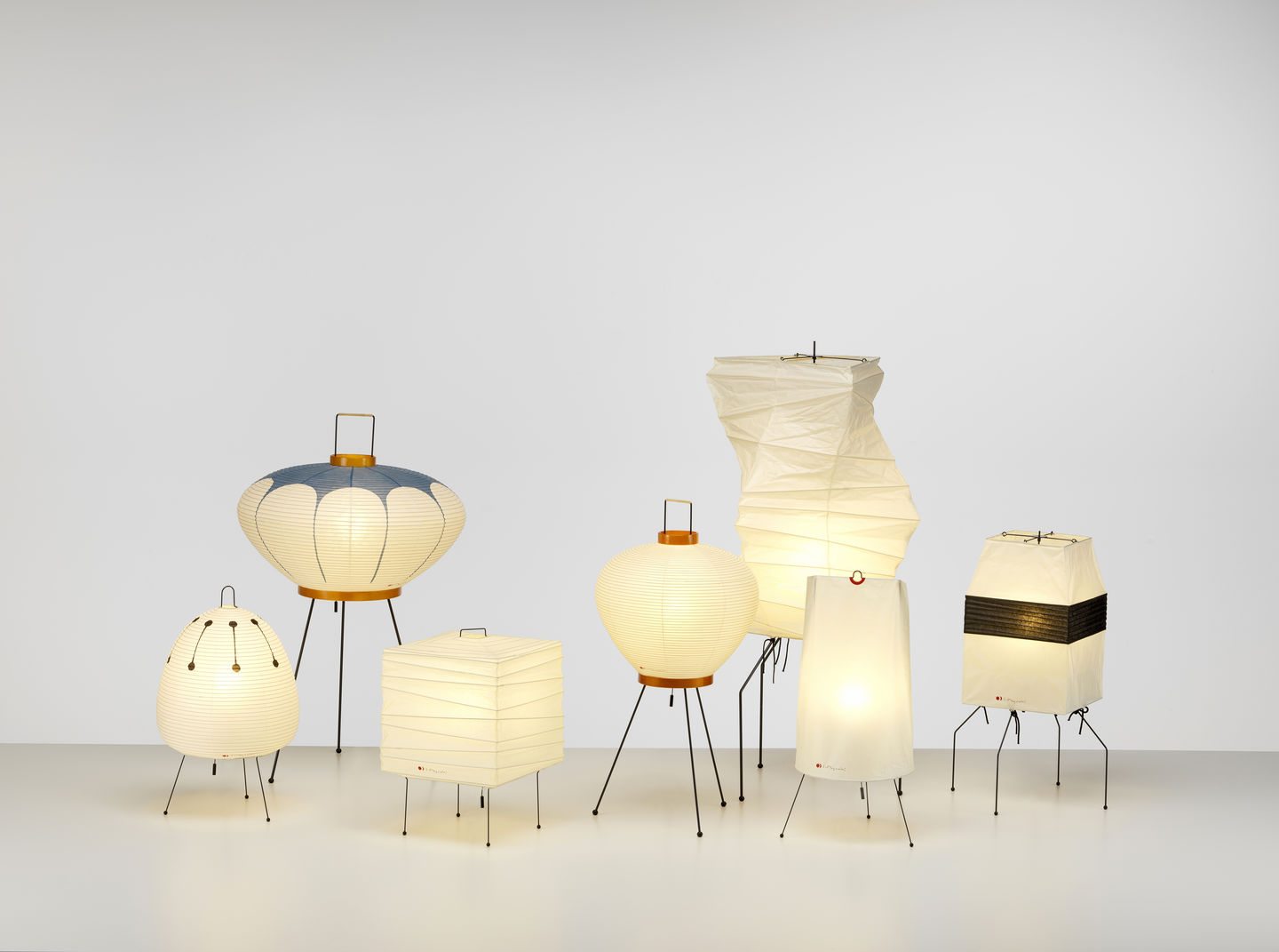 Akari Light Sculptures - Vitra - Image 4