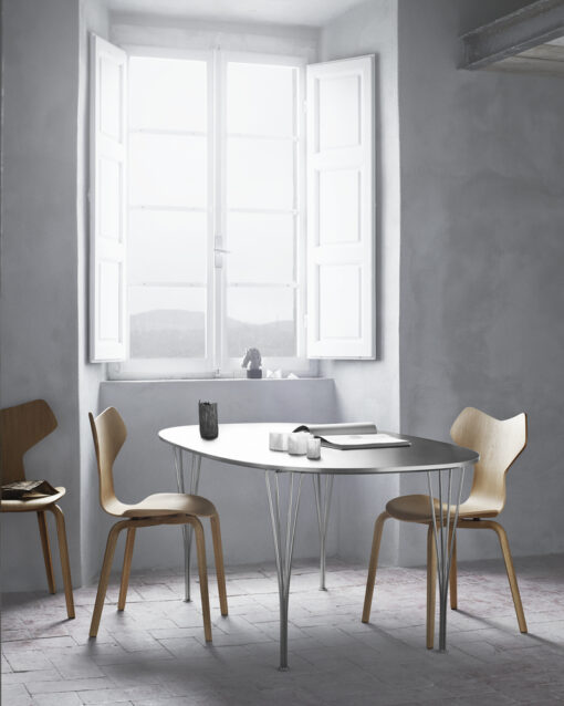 Superellipse™ Dining Table - Fritz Hansen - Image 2