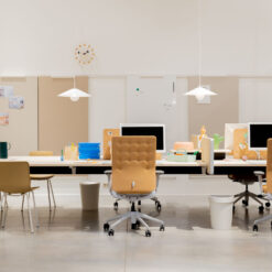 Alternative view of ID Trim - Vitra