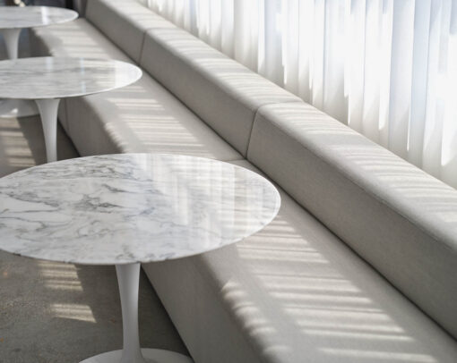 Saarinen Table Lounge Height - Knoll - Image 4