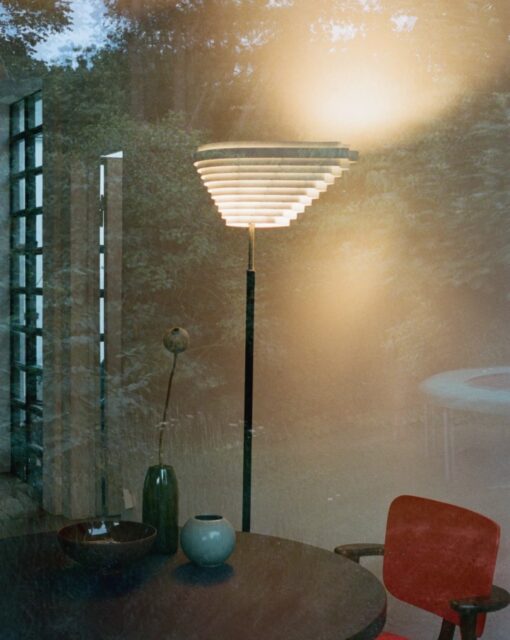 Floor Light A805 “Angel Wing“ - Artek - Image 3