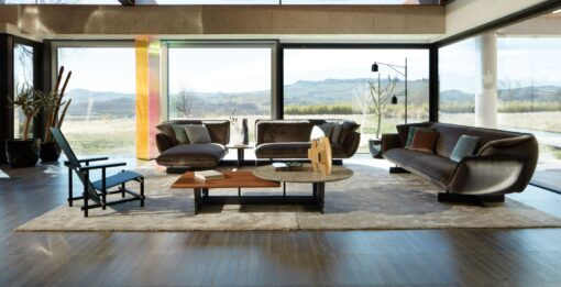 Black Red and Blue - Cassina - Image 6