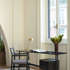 Alternative view of Sled - Cassina