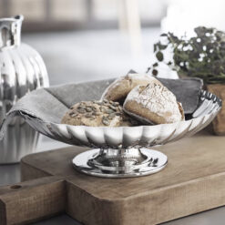 Alternative view of Bernadotte Dish on Stand - Georg Jensen