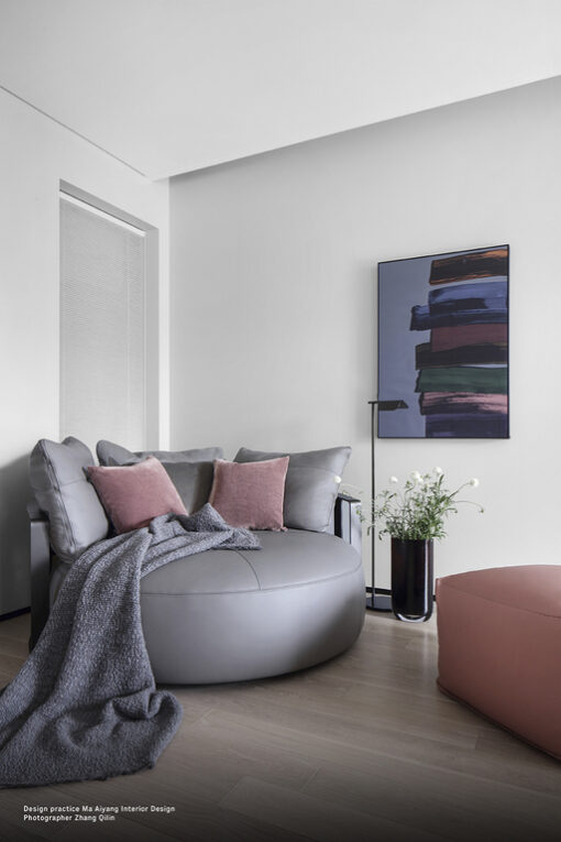 Scarlett Round Sofa - Poltrona Frau - Image 5