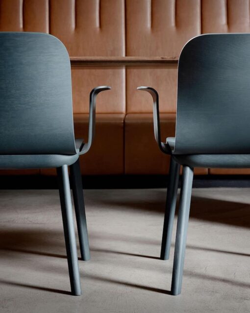 Aeon Comfort Armchair - Zeitraum - Image 4