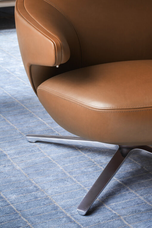 Jay Lounge Armchair - Poltrona Frau - Image 12