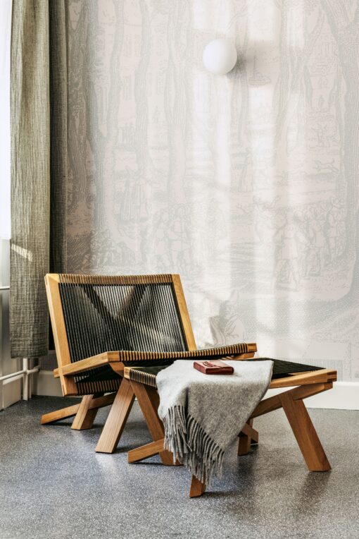 Volkshaus Stool - ClassiCon - Image 2