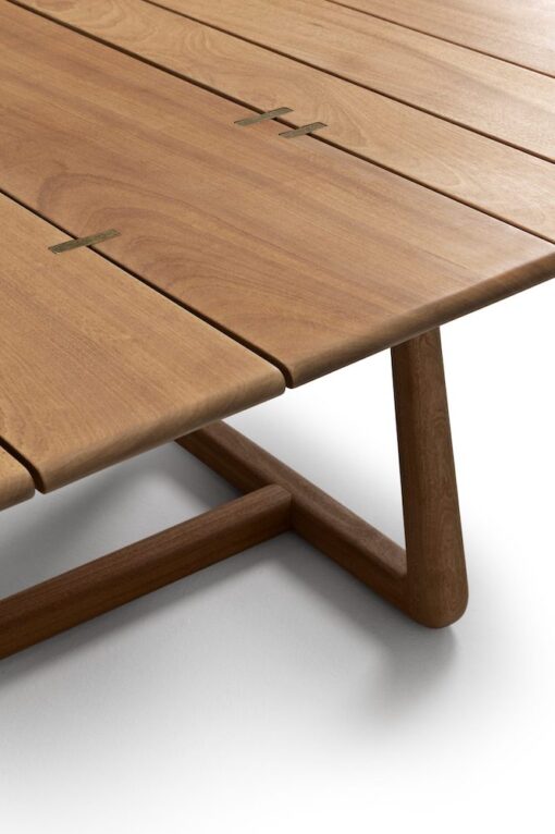 LPIDC14 Wooden Dining Table - Exteta - Image 4