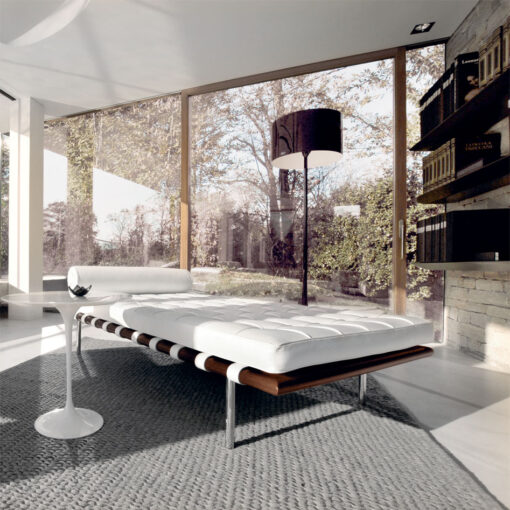 Saarinen Tulip Low Tables - Knoll - Image 5
