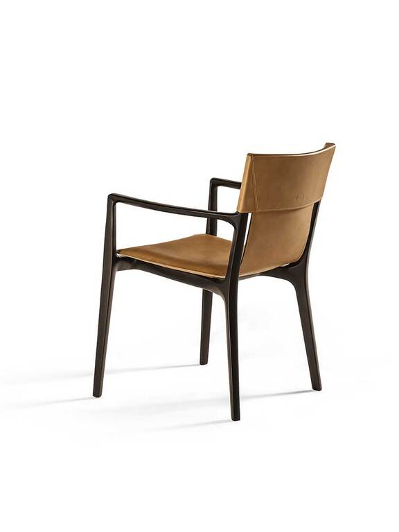 Isadora Chair With Arms - Poltrona Frau - Image 4