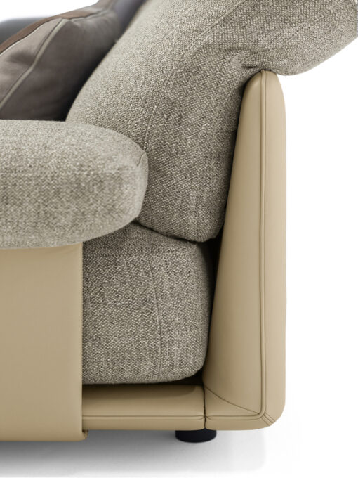 Blisscape Sofa - Poltrona Frau - Image 7
