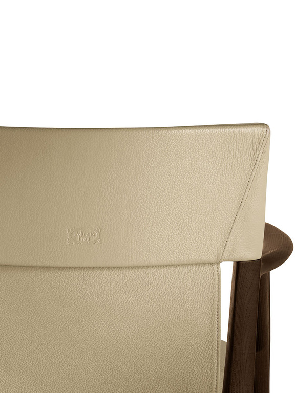 Isadora Chair With Arms - Poltrona Frau - Image 12