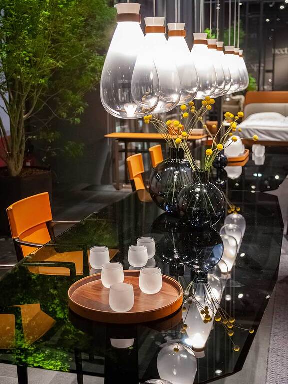 Isadora Chair With Arms - Poltrona Frau - Image 17