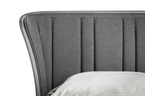 Lola Darling Bed - Poltrona Frau - Image 3