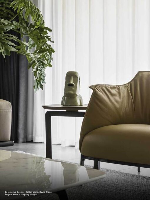 Archibald Armchair - Poltrona Frau - Image 2
