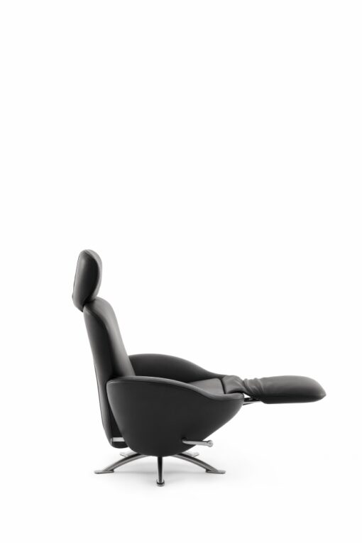 Dodo Armchair - Cassina - Image 2