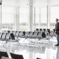 Alternative view of Meda Gate - Vitra