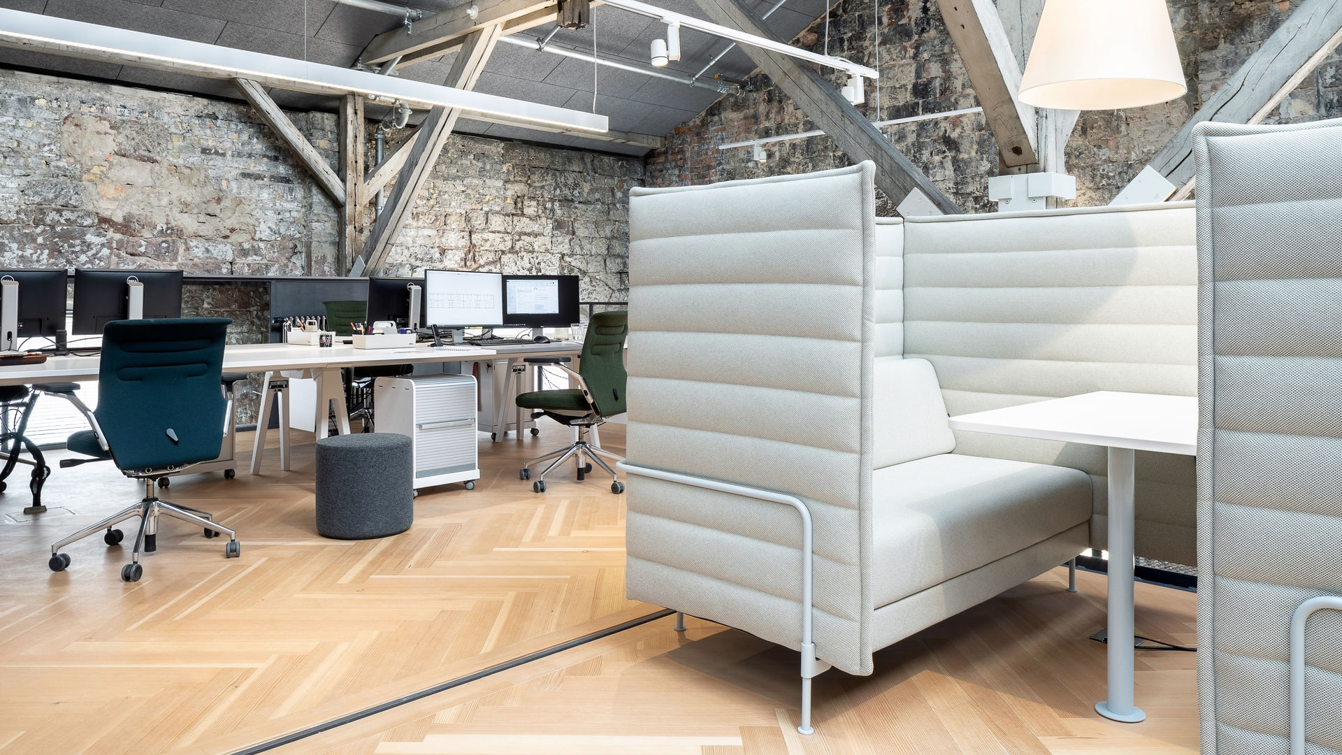 Visiona Stool - Vitra - Image 4