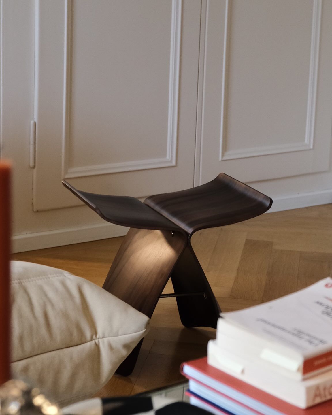 Butterfly Stool - Vitra - Image 7