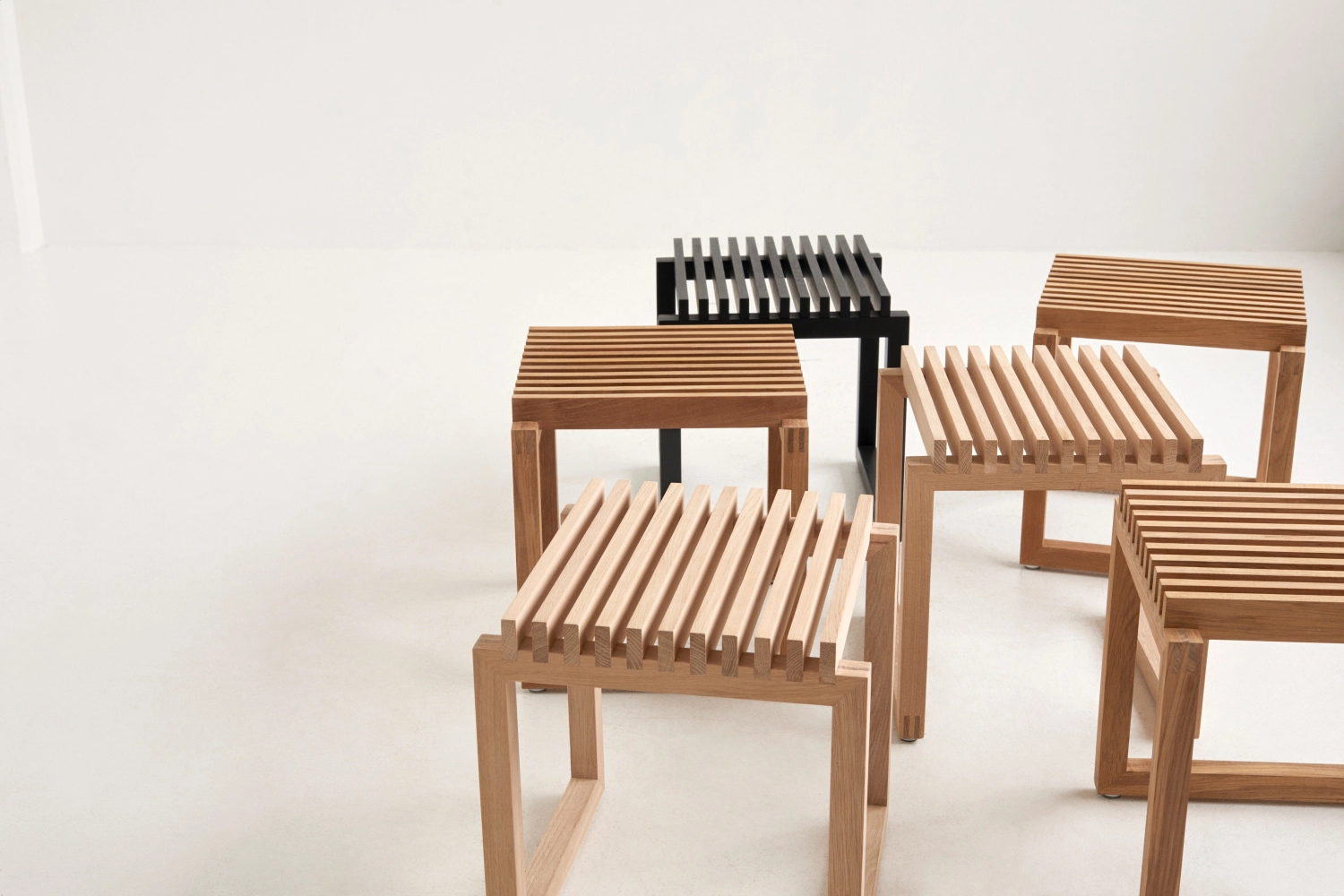 Cutter Stool - Fritz Hansen - Image 2