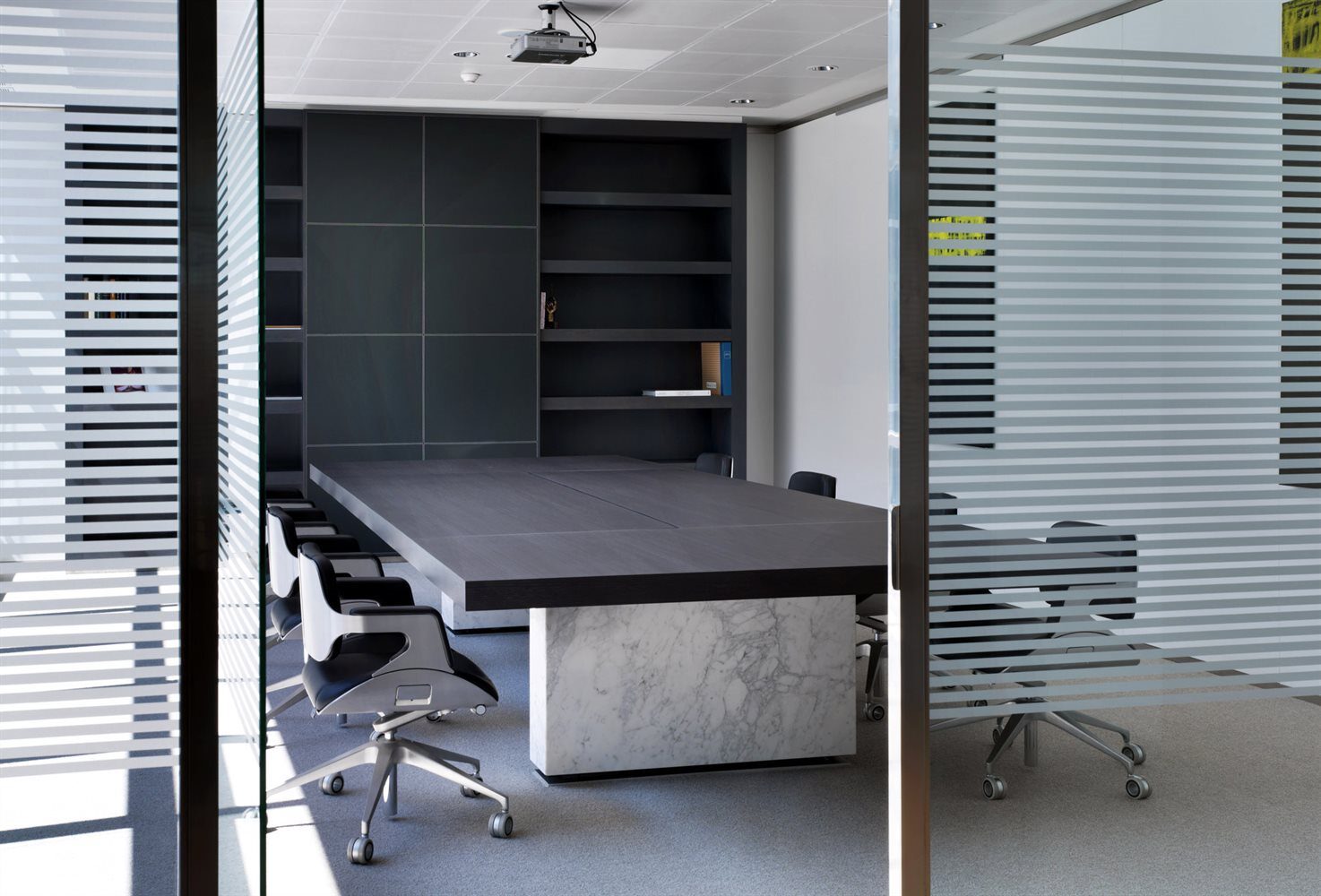 Asymmetrical Meeting - Tecno - Image 2