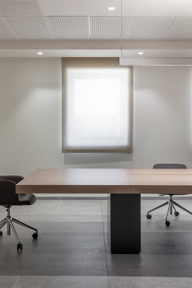 Asymmetrical Meeting - Tecno - Image 4